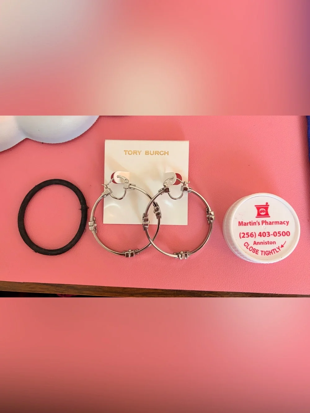 Tory Burch Serif-T Hoop Earrings - NEW